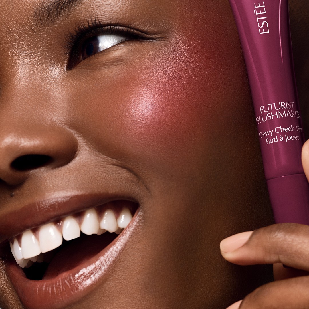 Futurist Blushmaker