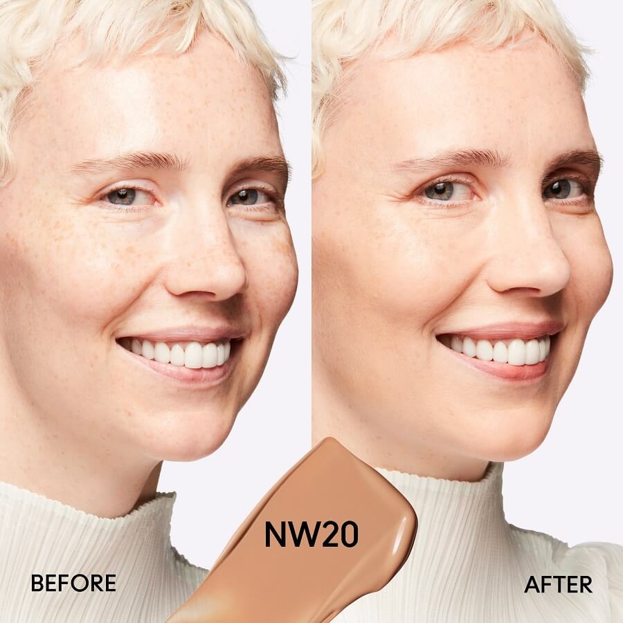 Studio Fix Fluid SPF 15 24HR Matte Foundation