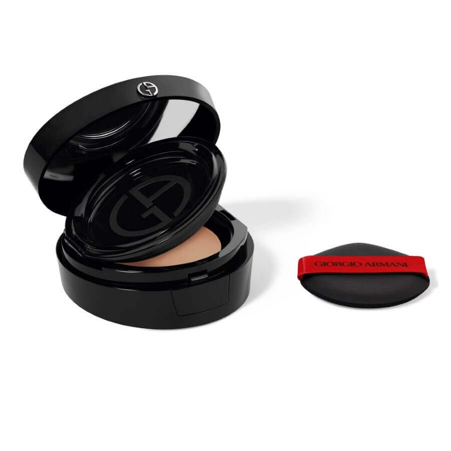 Power Fabric Compact Foundation