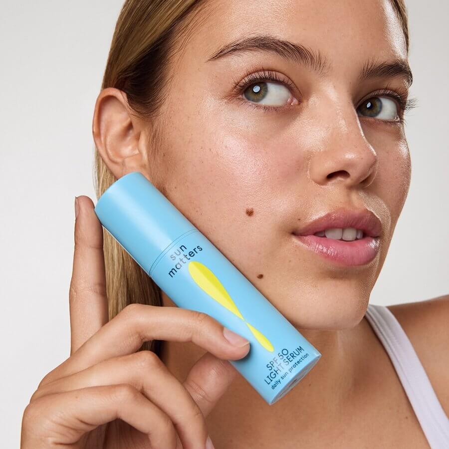 Light Serum SPF 5O