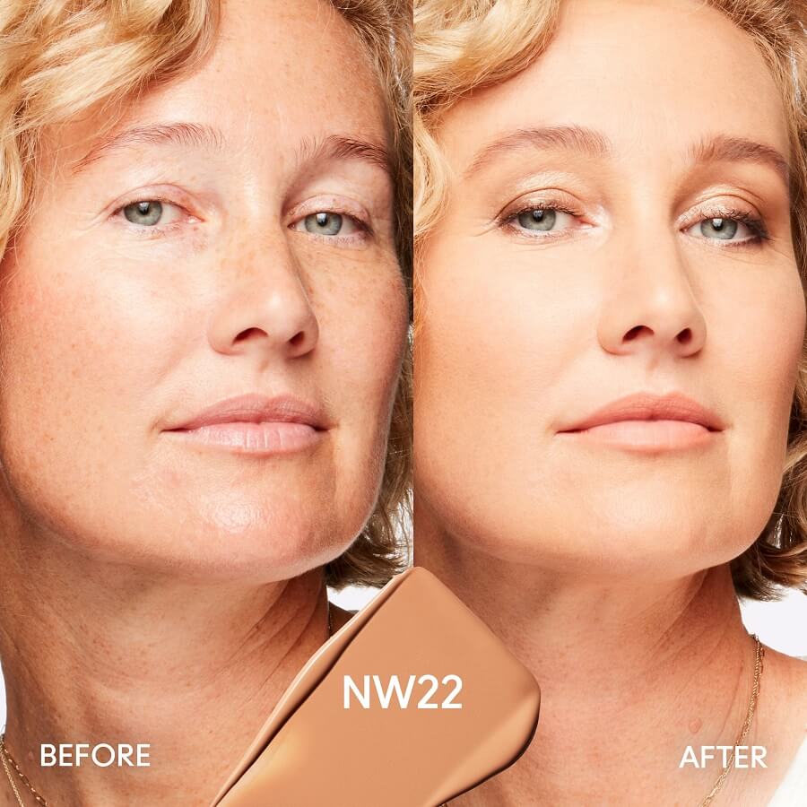 Studio Fix Fluid SPF 15 24HR Matte Foundation