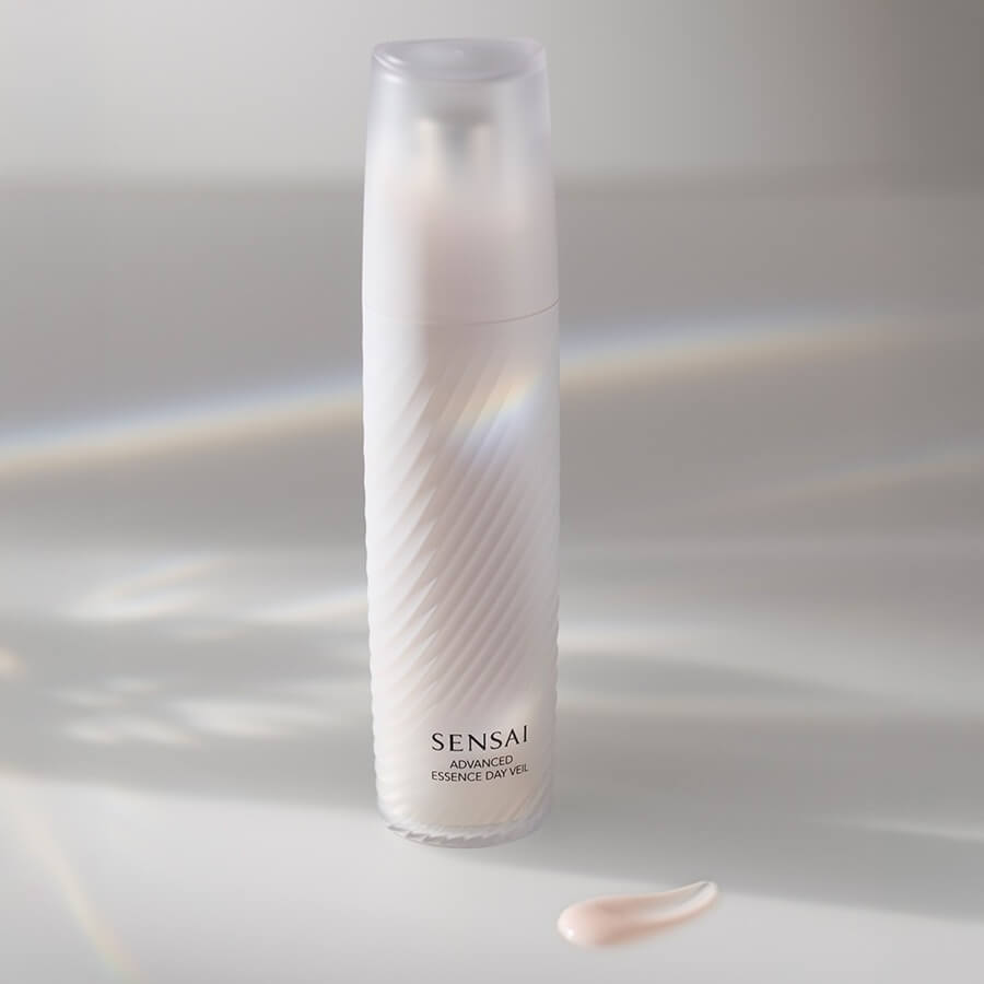 Advanced Essence Day Veil SPF 50