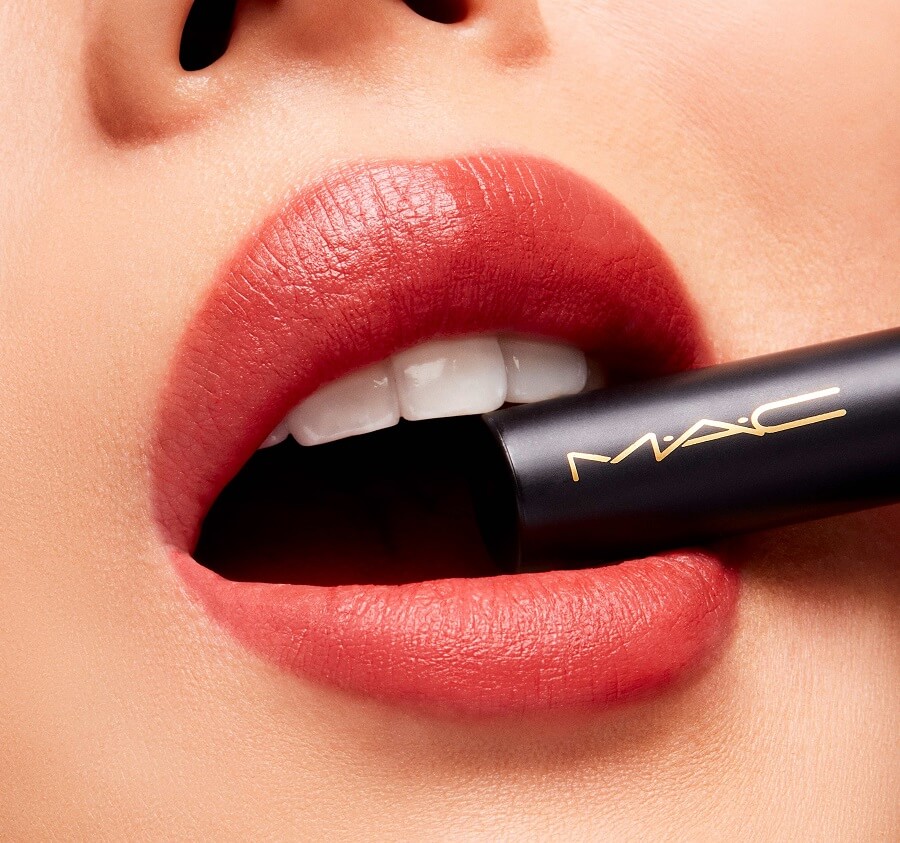 Powder Kiss Velvet Blur Slim Stick