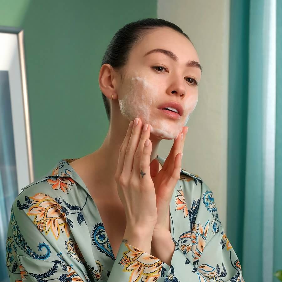 LUNA™ Micro-Foam Cleanser 2.0