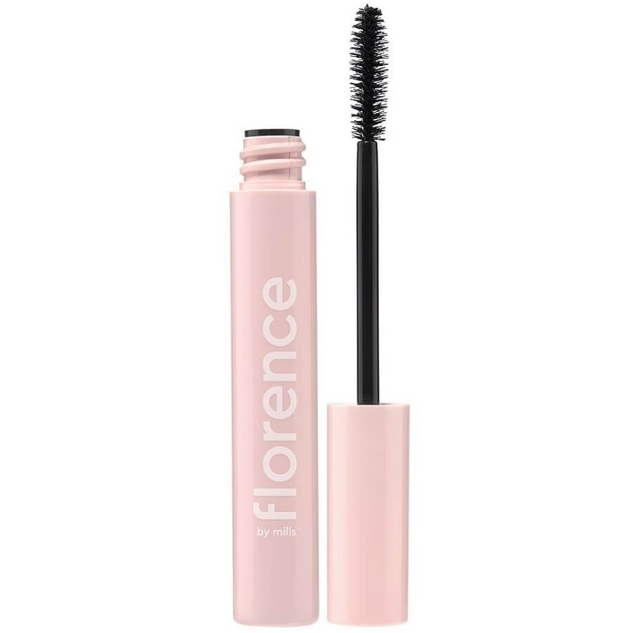 Volumizing Mascara Up A Notch Black
