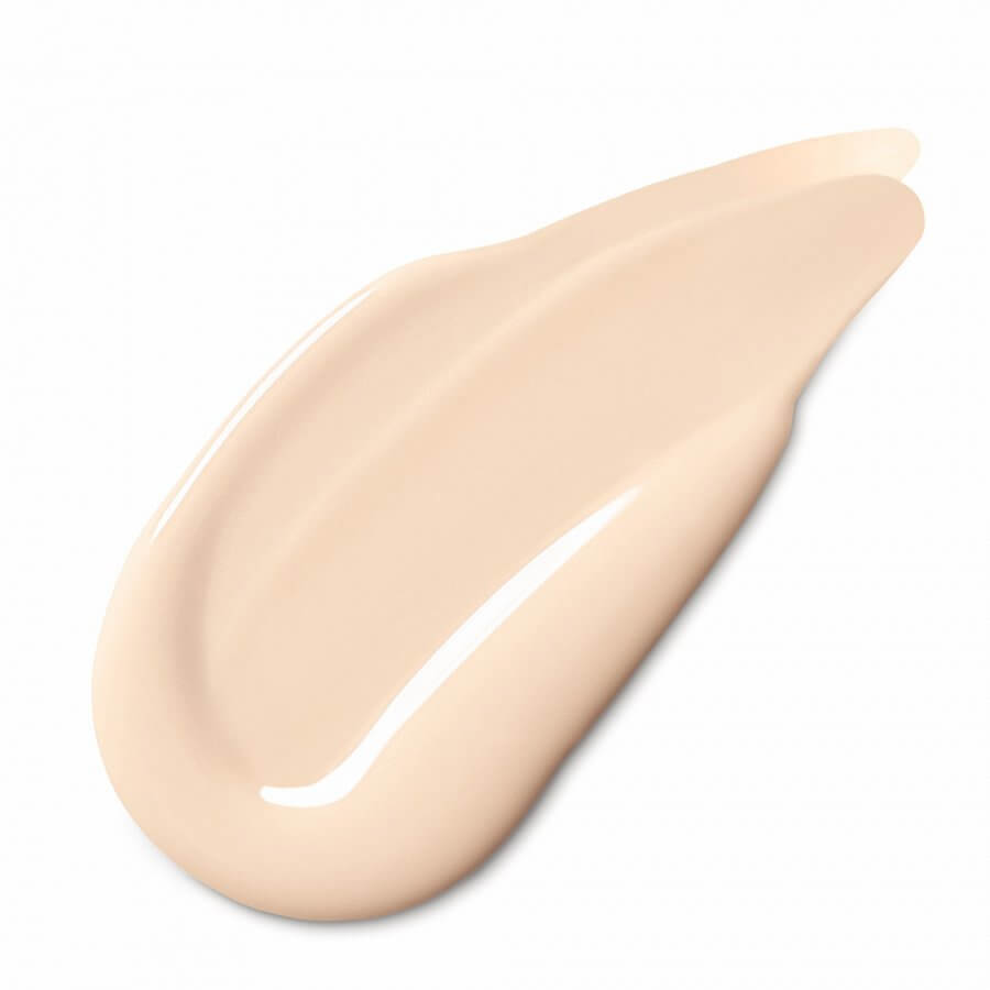 Even Better Clinical Serum Foundation SPF 20