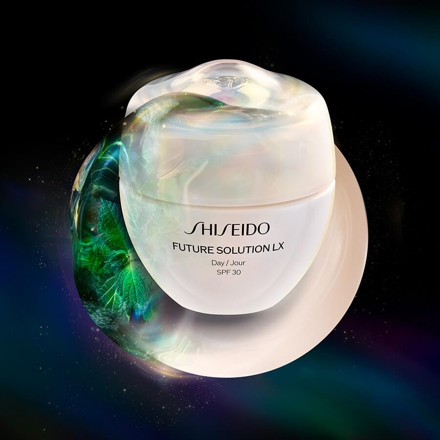 Future Solution LX Total Protection Cream