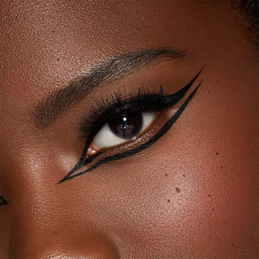 Brush-Tip Liquid Liner