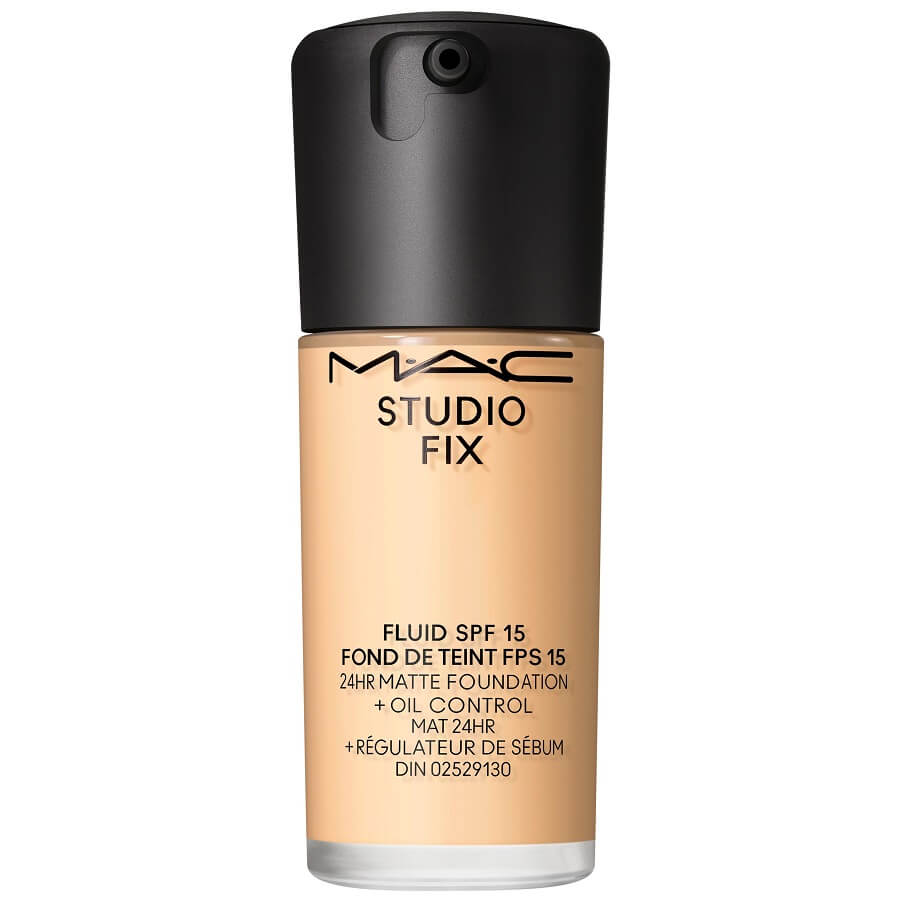 Studio Fix Fluid SPF 15 24HR Matte Foundation