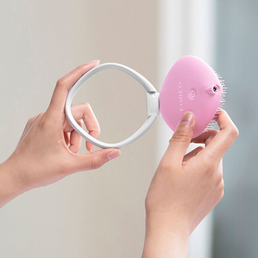 FLIP Play Red Light Hairbrush Tickle Me Pink!
