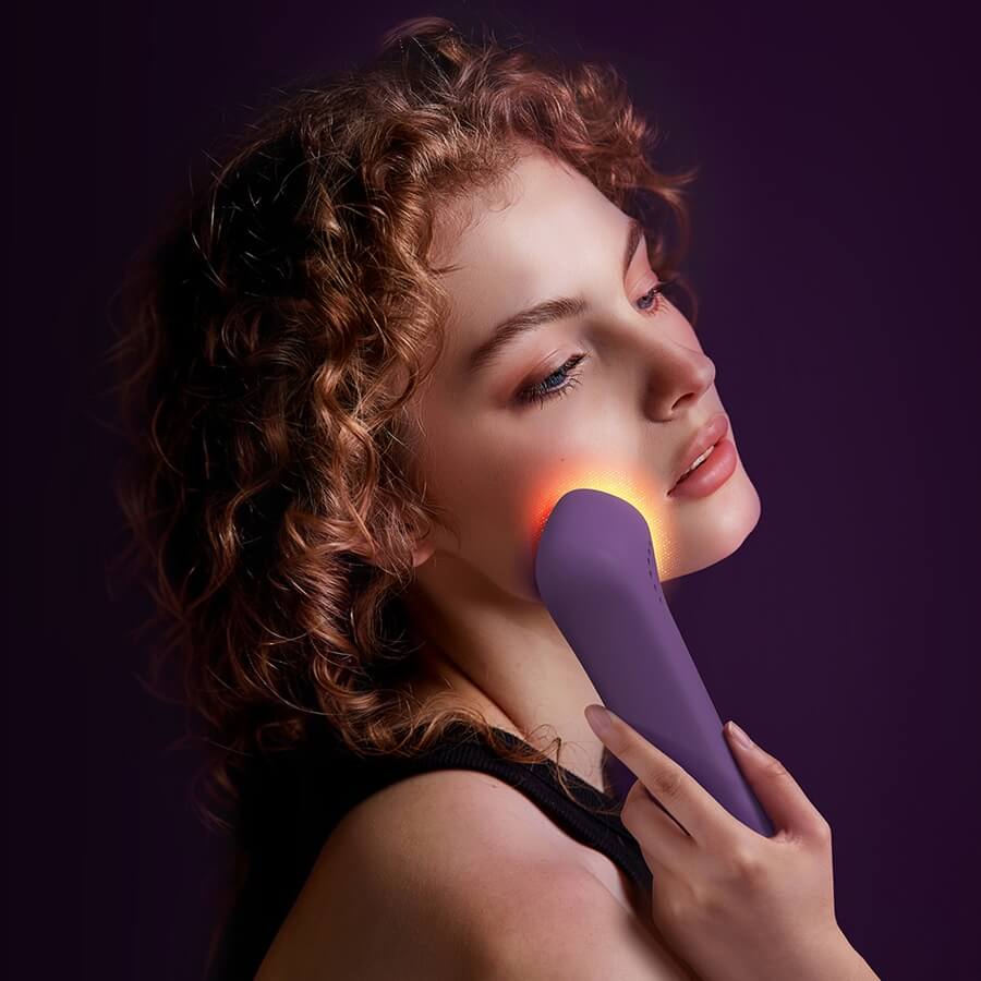 FAQ™ 501 Full-Spectrum Red Light Skin Revitalization Device