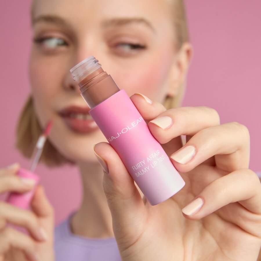 Flirty Affair Balmy Lip Tint