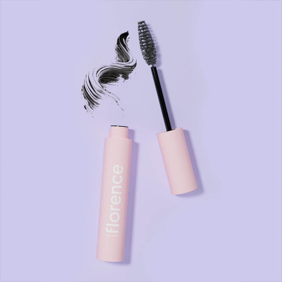 Volumizing Mascara Up A Notch Black