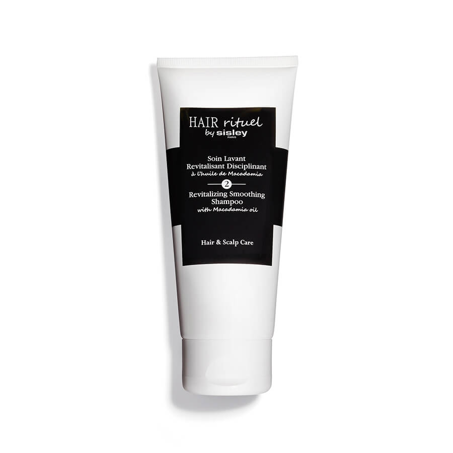 Revitalizing Smoothing Shampoo With Macadamia Oil