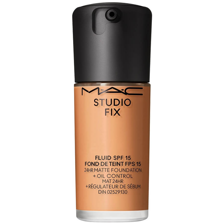 Studio Fix Fluid SPF 15 24HR Matte Foundation
