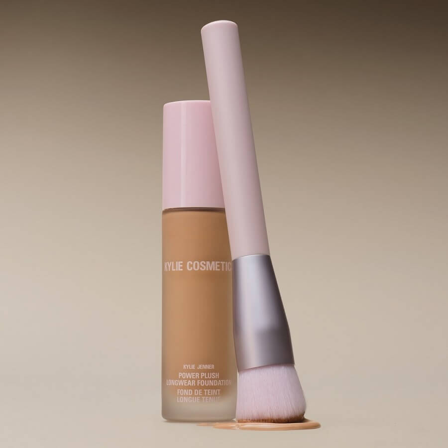 Brush Foundation 01