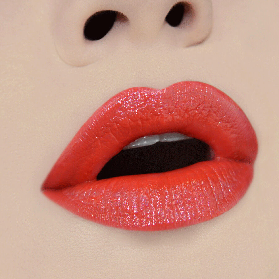 Color Fetish Shine Lipstick