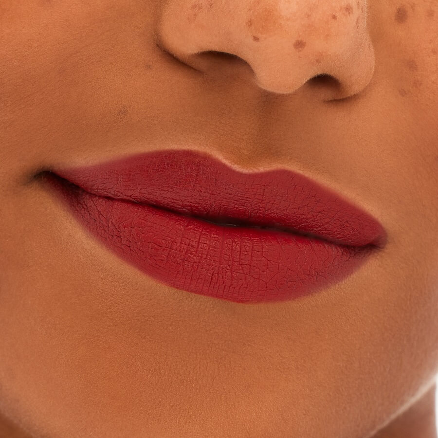 Locked Kiss 24hr Lipstick