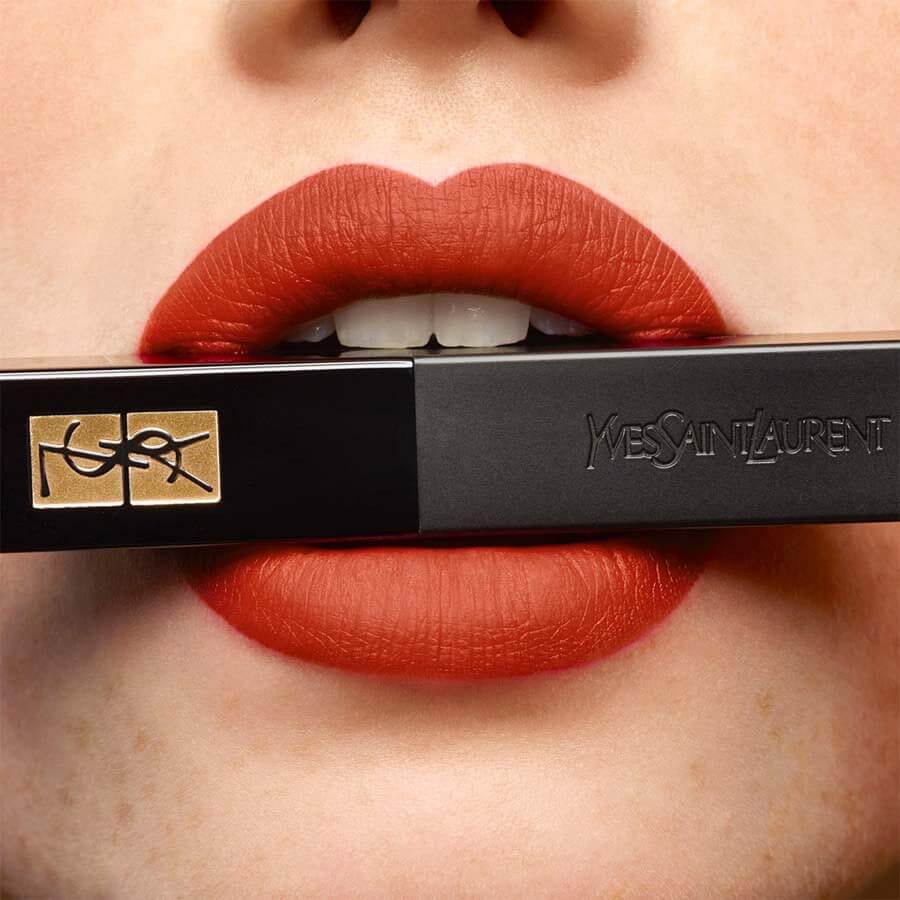 Rouge Pur Couture The Slim Velvet Radical