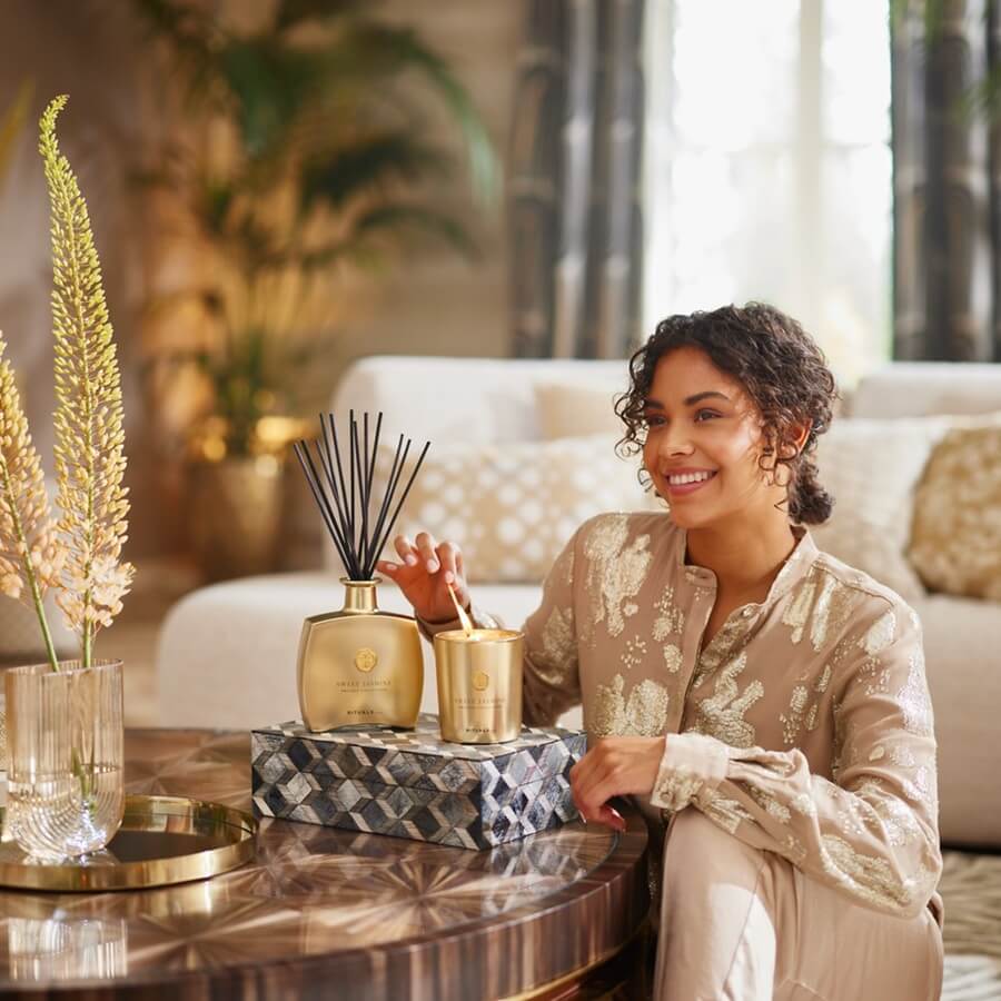 Sweet Jasmine Scented Candle