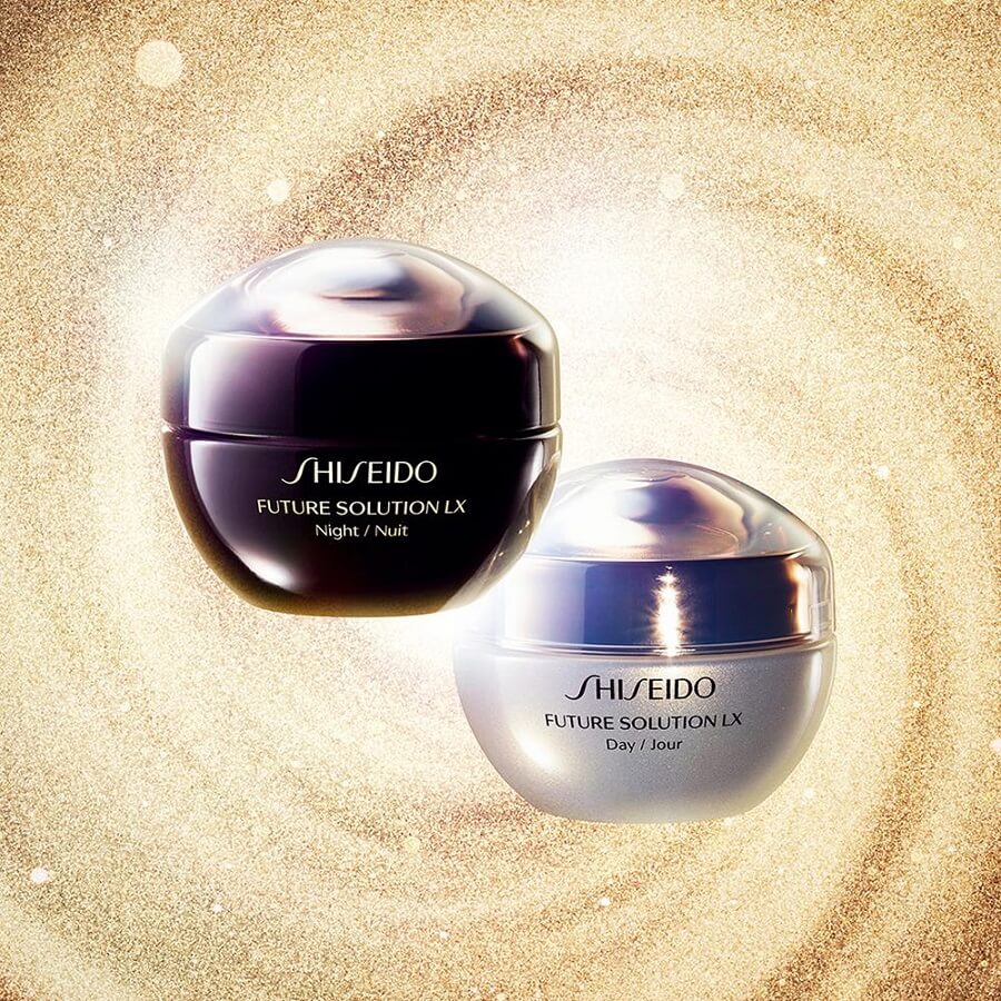 Future Solution LX Total Regenerating Cream