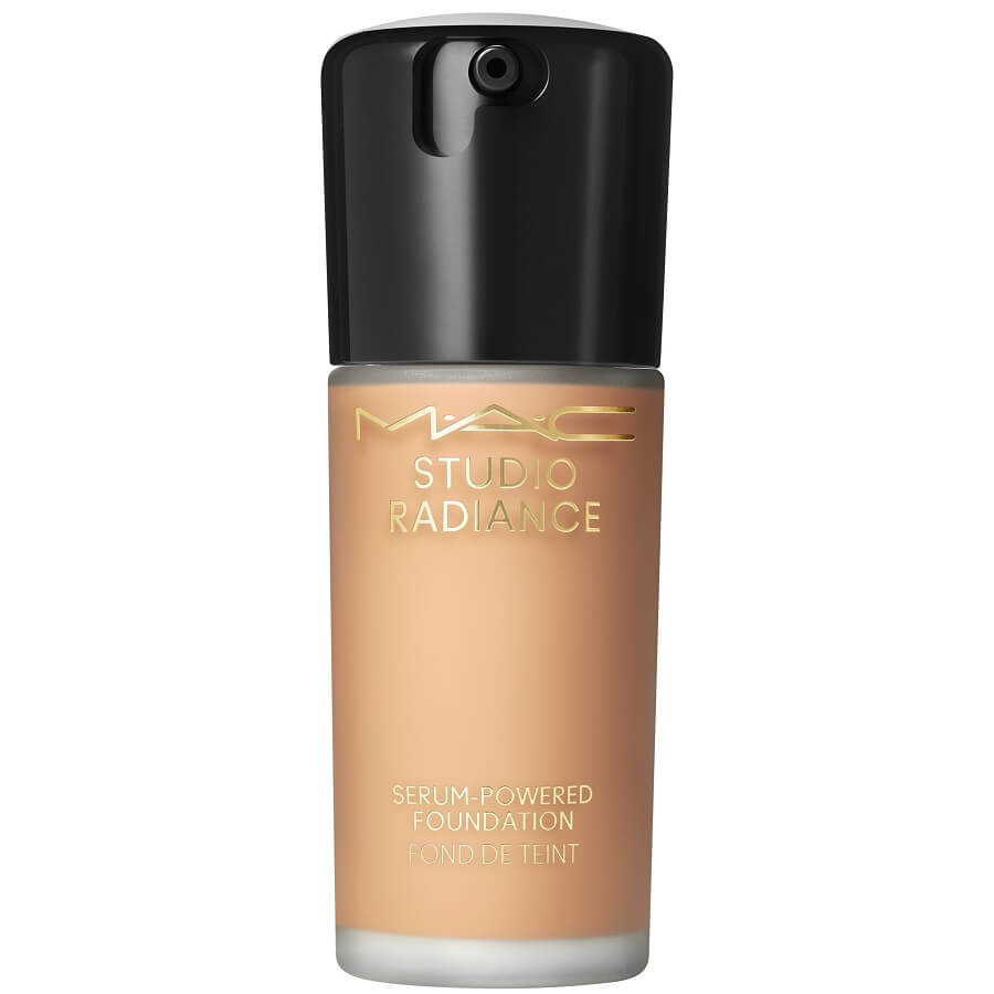 Studio Radiance Serum-Powered Foundation