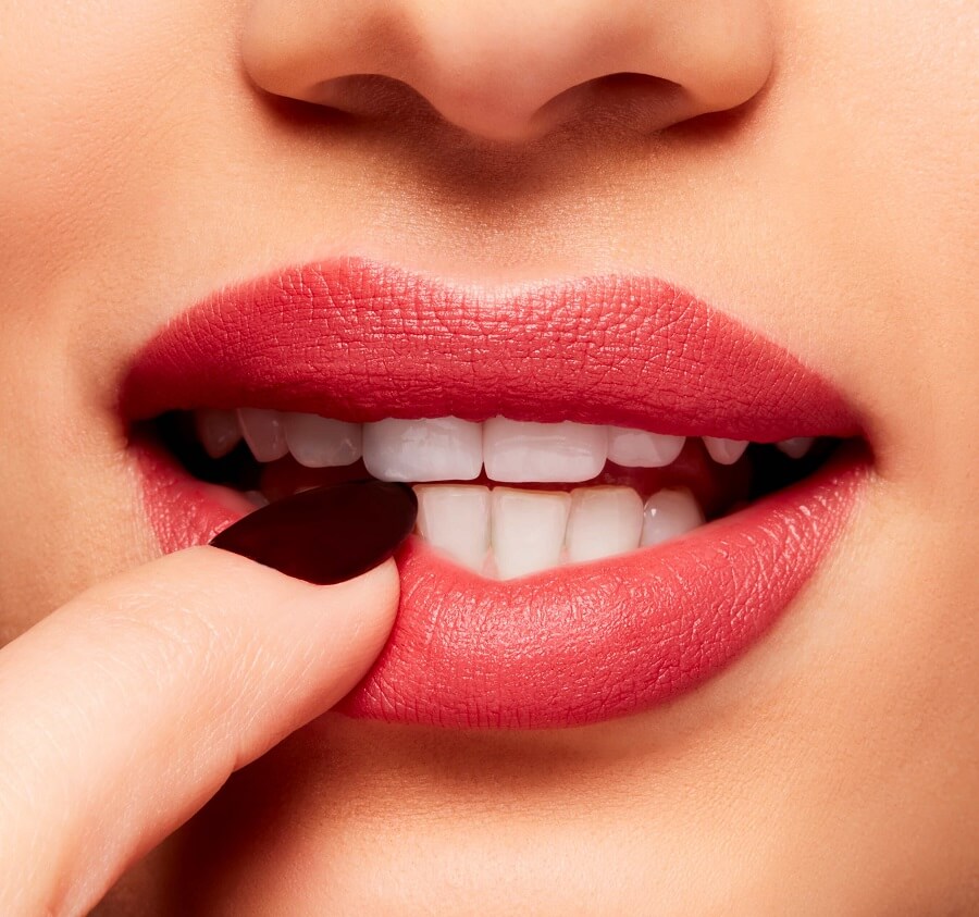 Powder Kiss Velvet Blur Slim Stick