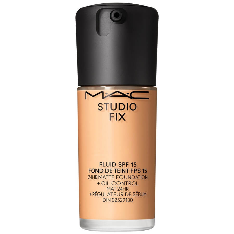 Studio Fix Fluid SPF 15 24HR Matte Foundation