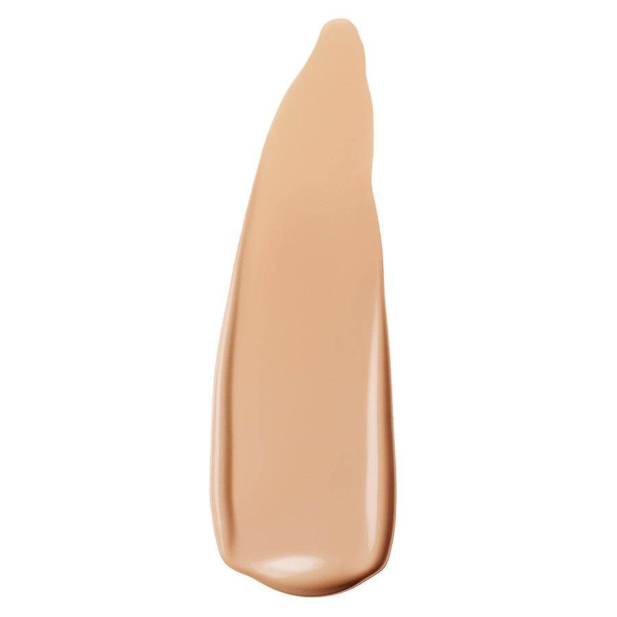 Superbalanced Makeup