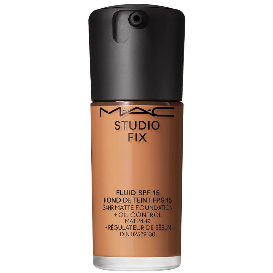 Studio Fix Fluid SPF 15 24HR Matte Foundation