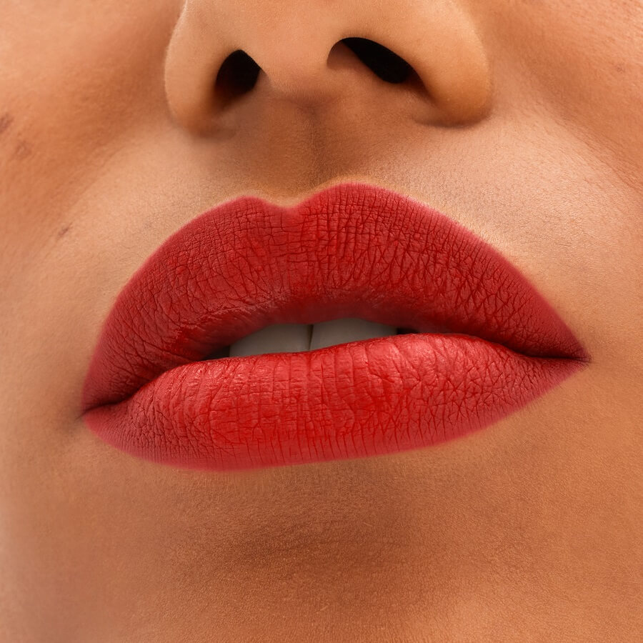 Locked Kiss 24hr Lipstick