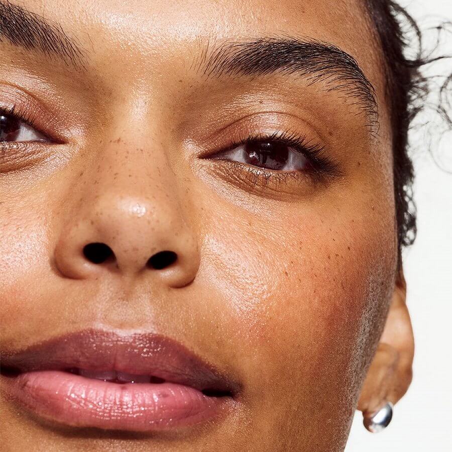 Moisture Surge Glow Serum