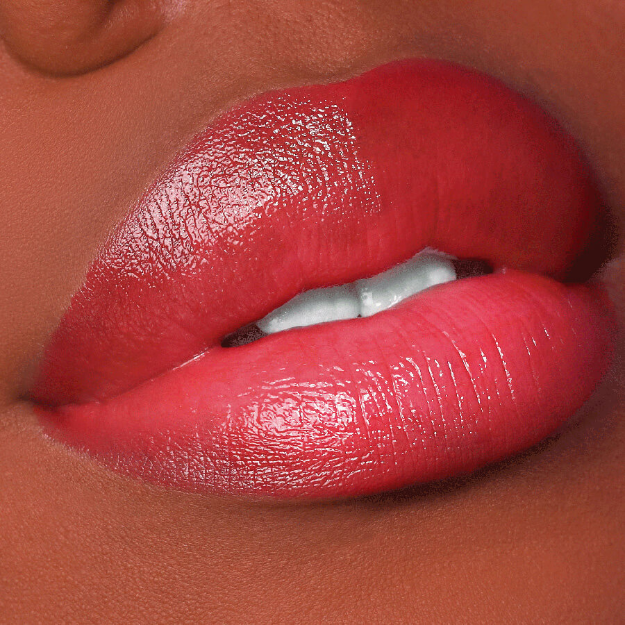 Color Fetish Shine Lipstick