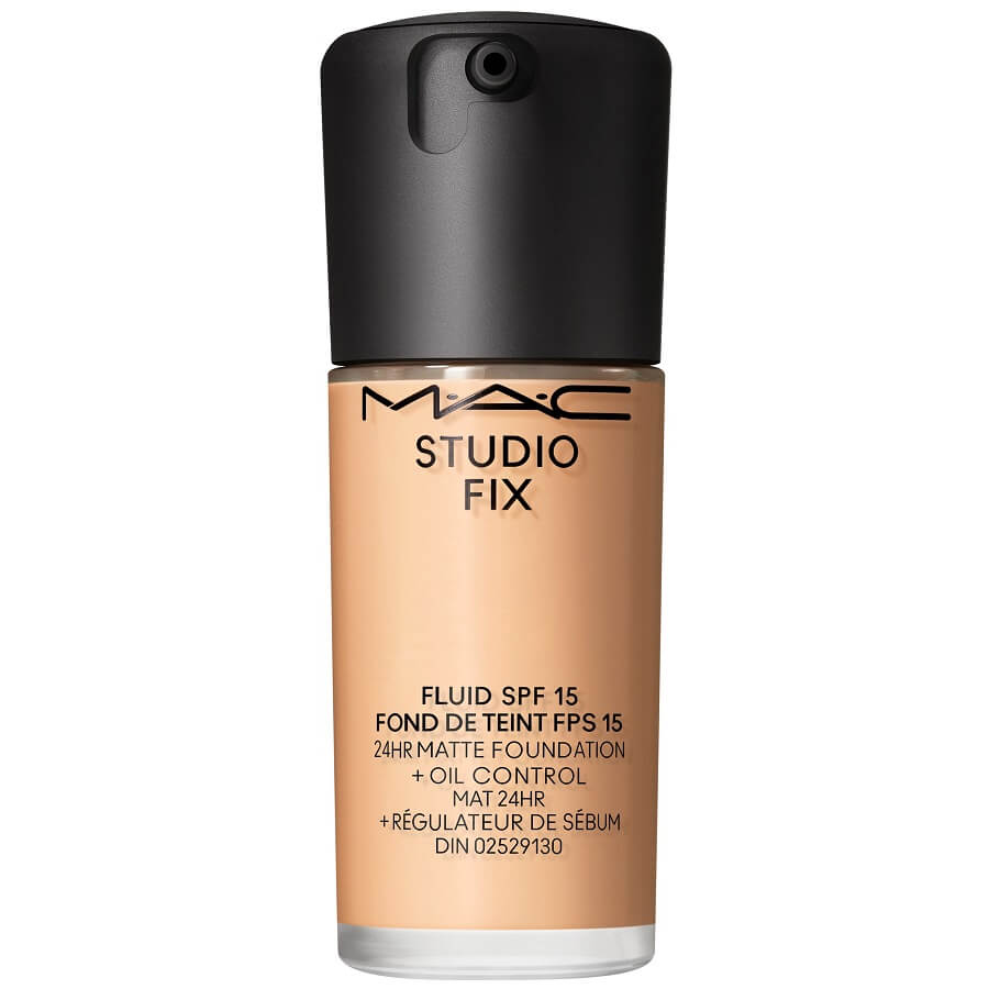 Studio Fix Fluid SPF 15 24HR Matte Foundation