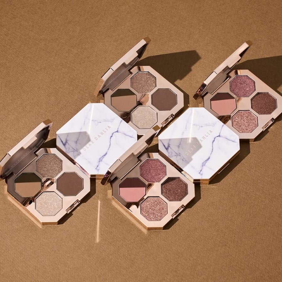 Dream Velvet Eyeshadow Palette