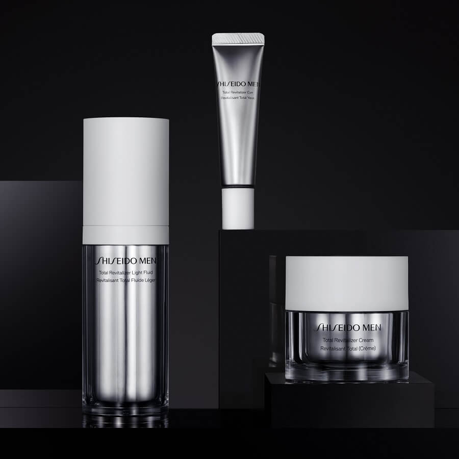 Total Revitalizing Light Fluid