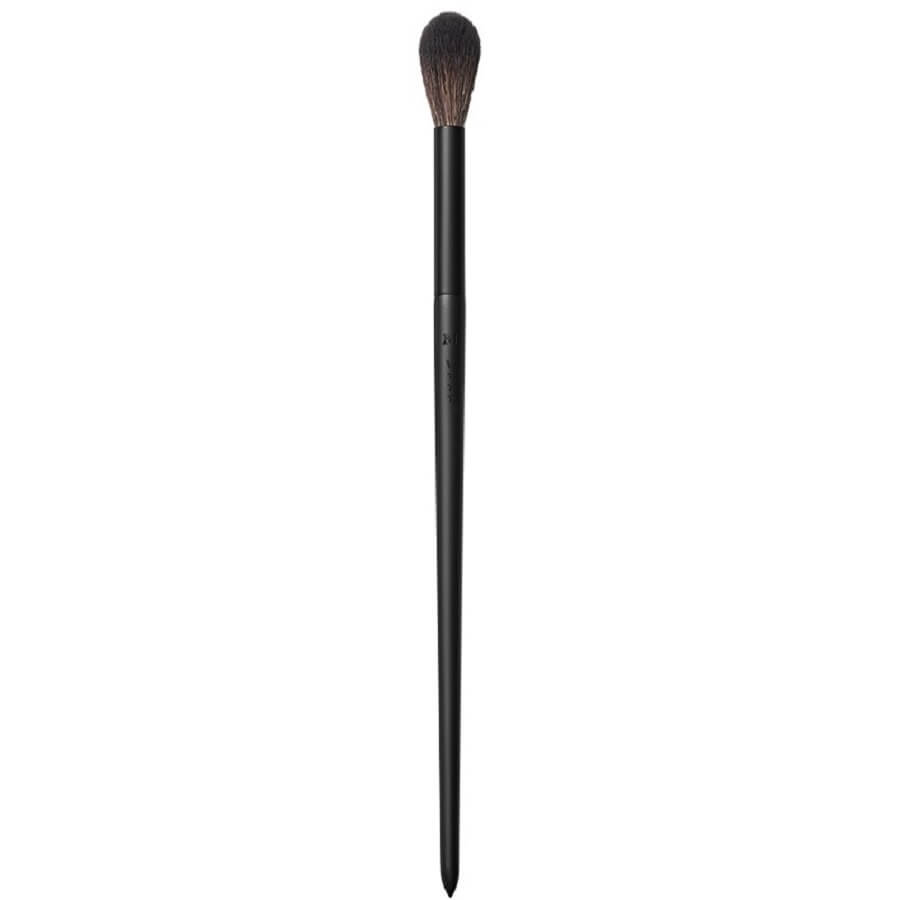 Morphe V111 Full Bodied Highlighter Brush DOUGLAS