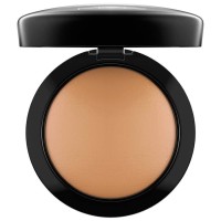 MAC Mineralize Skinfinish Natural